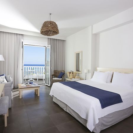 Aparthotel Artina Marathópolis Zewnętrze zdjęcie