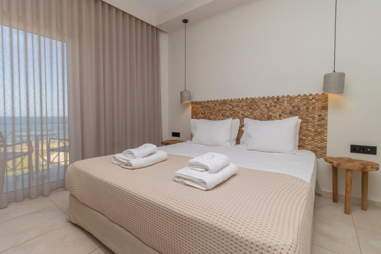 Aparthotel Artina Marathópolis Zewnętrze zdjęcie