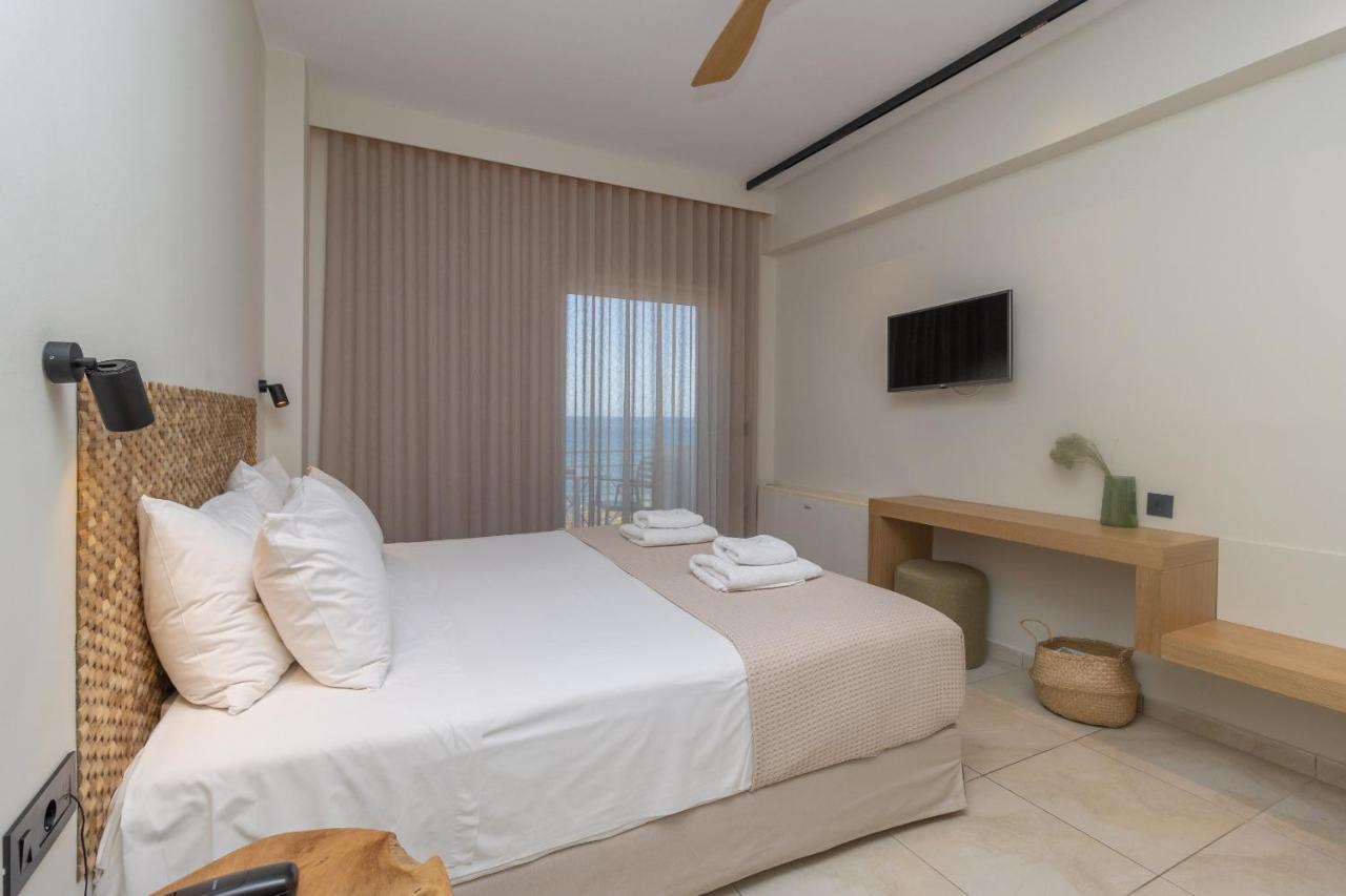 Aparthotel Artina Marathópolis Zewnętrze zdjęcie