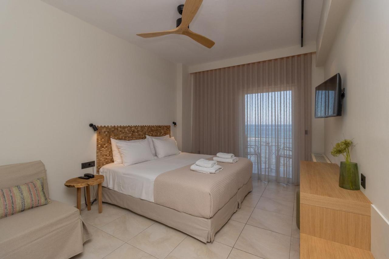 Aparthotel Artina Marathópolis Zewnętrze zdjęcie