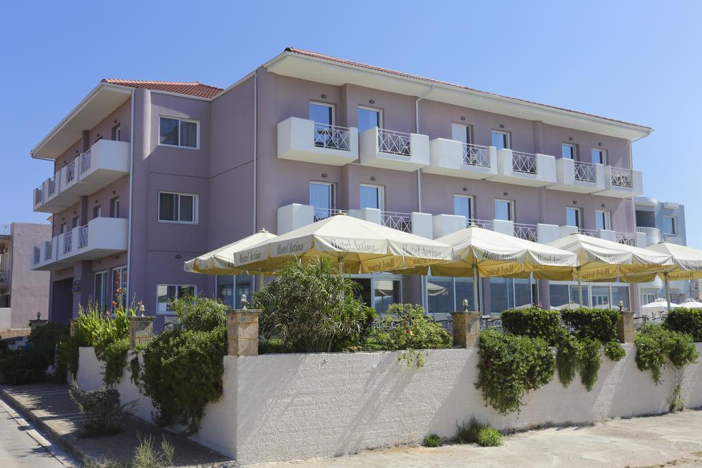 Aparthotel Artina Marathópolis Zewnętrze zdjęcie